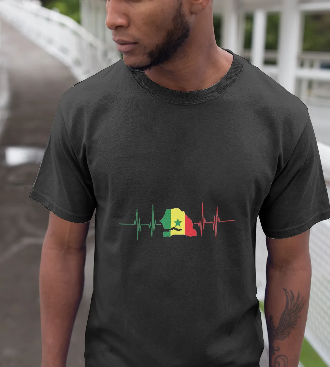 1sttheworld T-Shirt - Heartbeat Map Senegal Flag T-Shirt Black A35