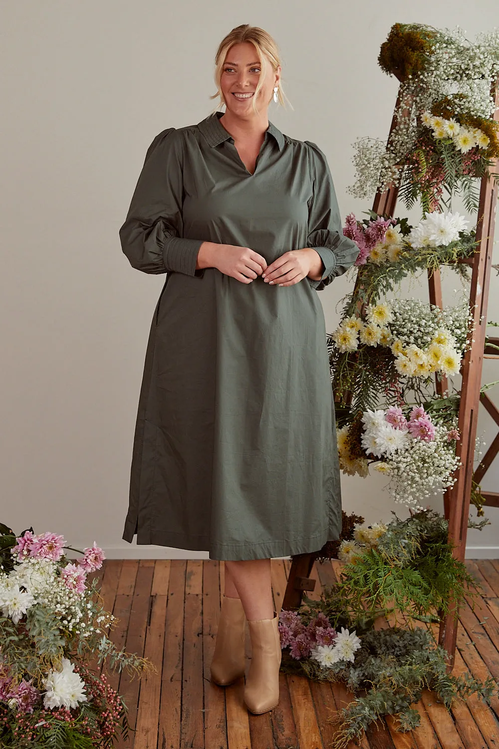 Blaine Collared Poplin Dress in Bottle Green