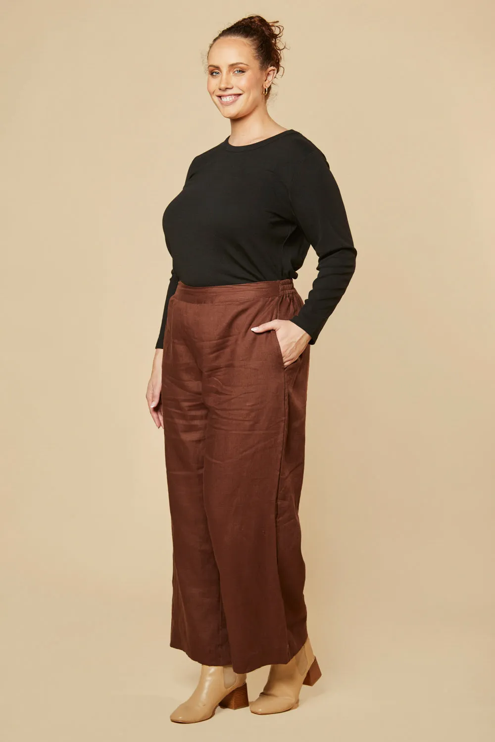 Camille Wide Leg Linen Pant in Raisin