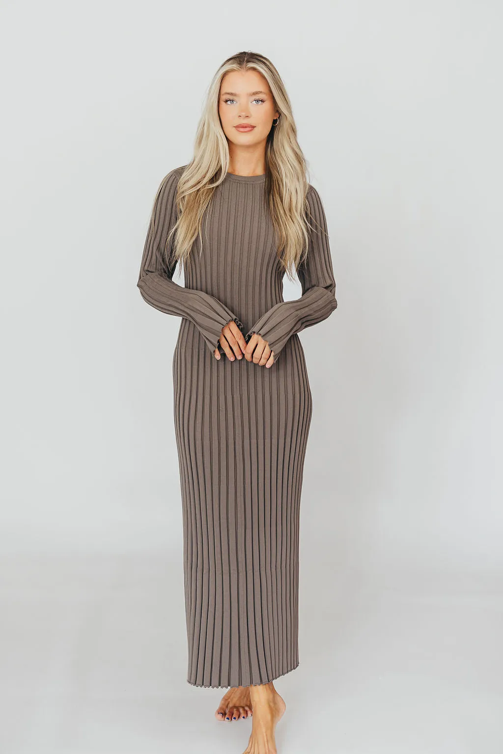 Colette Premium Long Sleeved Ribbed Knit Maxi Dress in Mocha Slate - Bump Friendly