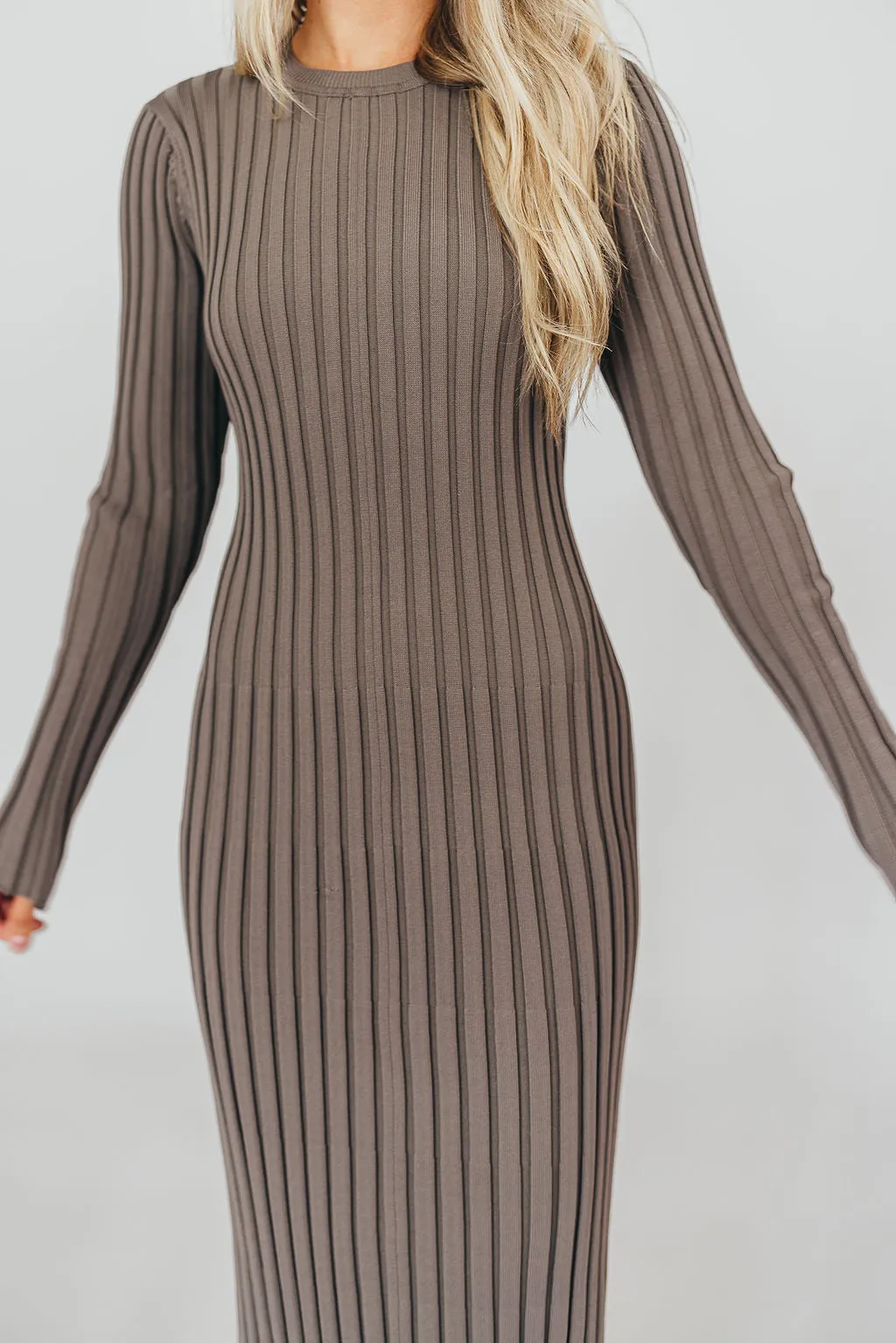 Colette Premium Long Sleeved Ribbed Knit Maxi Dress in Mocha Slate - Bump Friendly