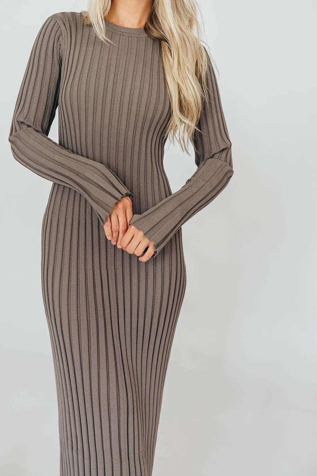 Colette Premium Long Sleeved Ribbed Knit Maxi Dress in Mocha Slate - Bump Friendly