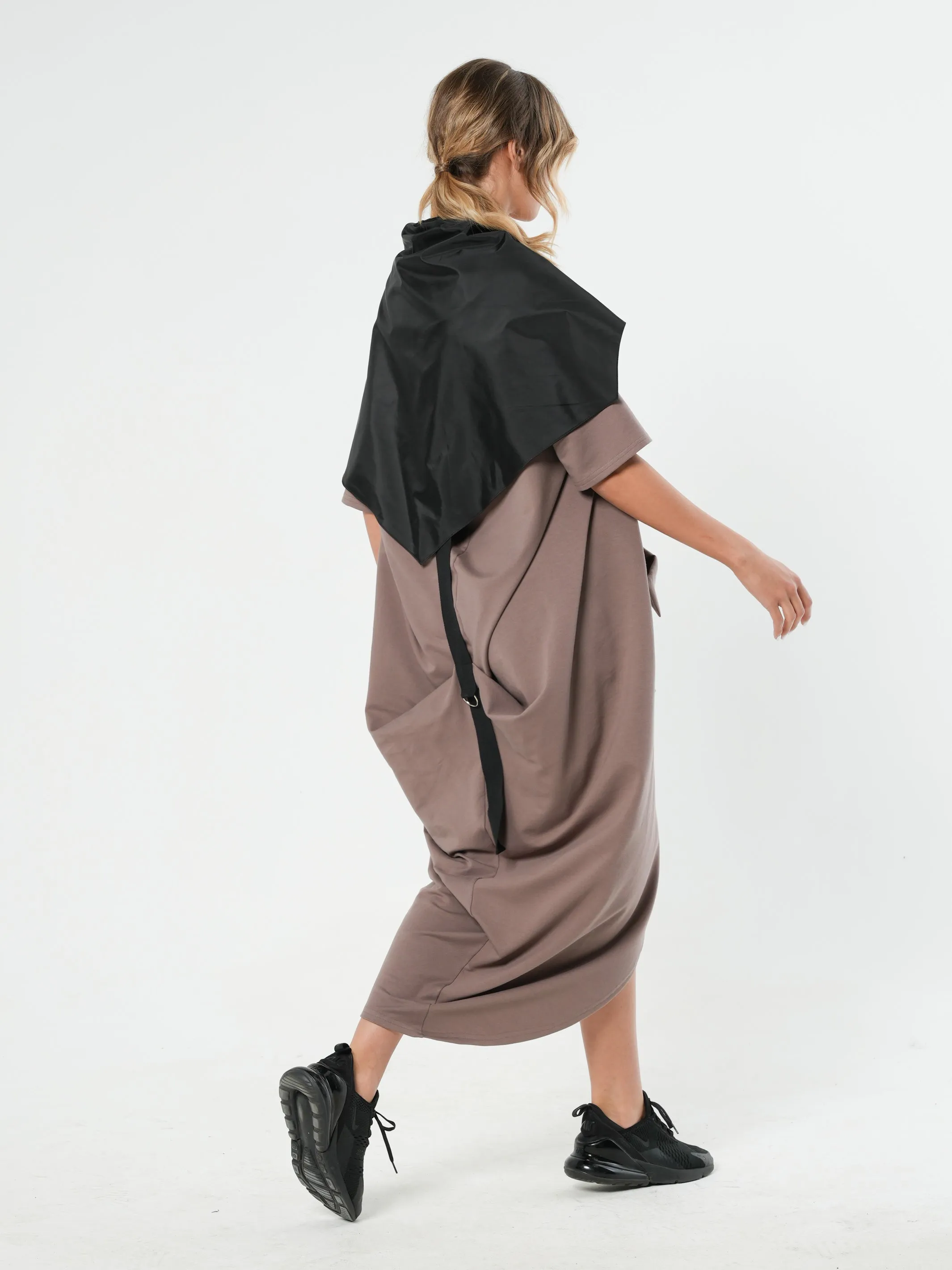 Extravagant Zipper Dress With Shoulder Cape in Moccachino